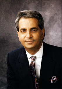 Benny_Hinn