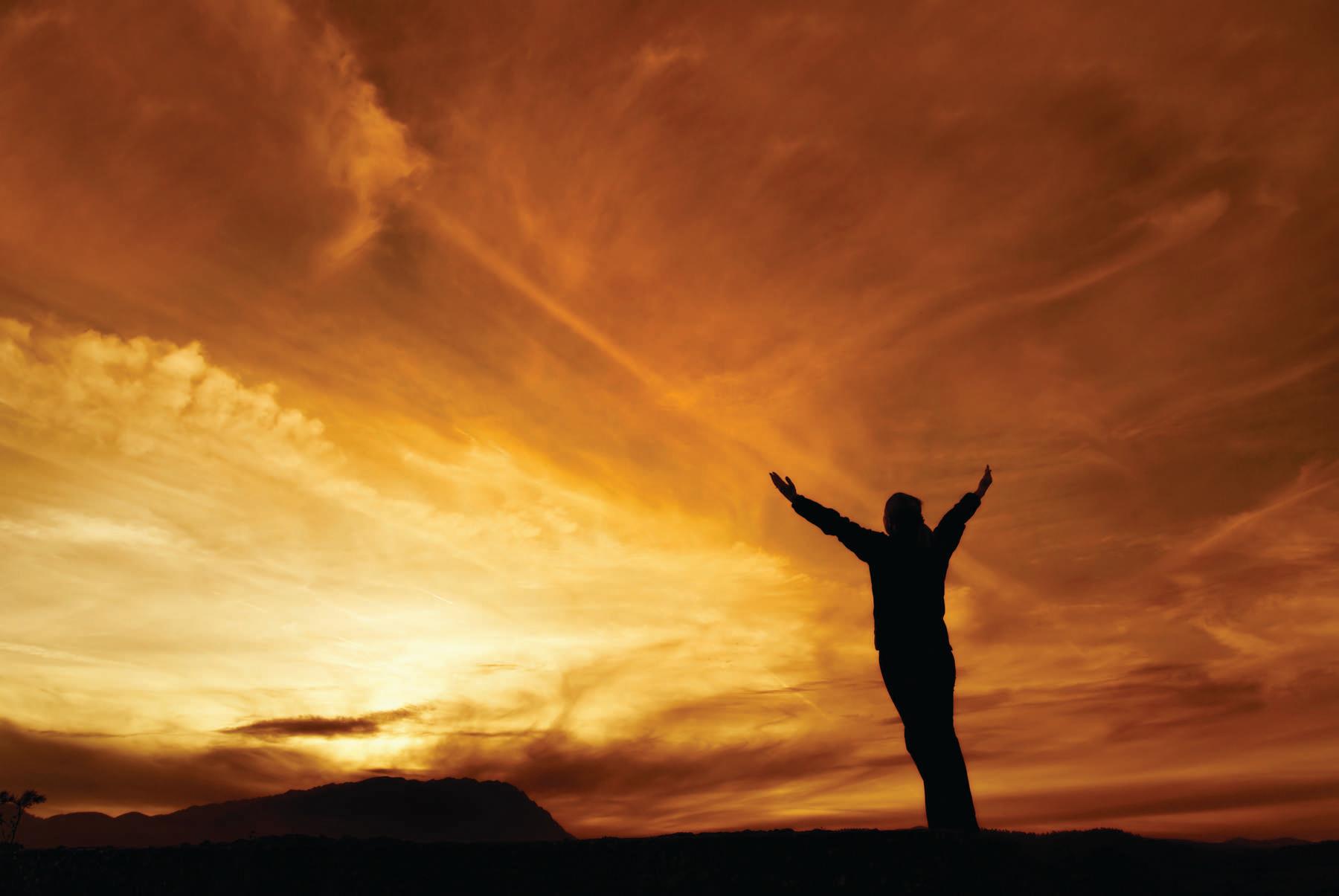 nguoc mat trong len tren nui