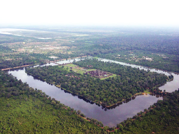 angkor-wat-from-the-air